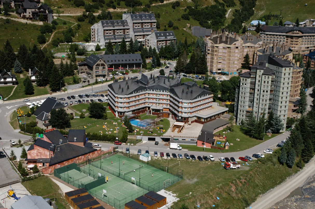 Hotel Montarto - -CaranvaSports - temporada 2026