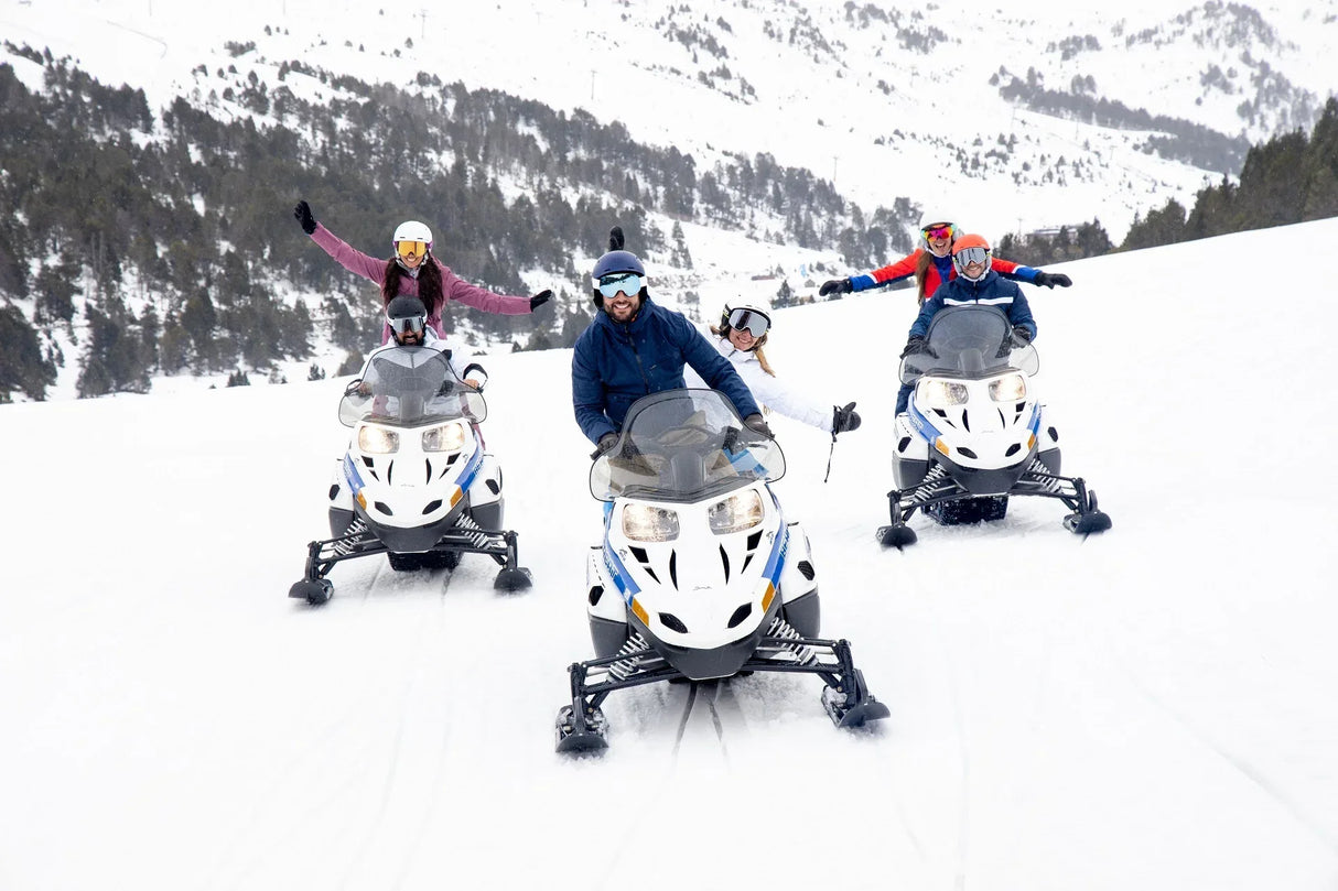 Moto de Nieve GrandValira Andorra | Excursión Motos Nieve Grau Roig - PASEO EN MOTO NIEVE 30' BIPLAZA (2 PERSONAS) -CaranvaSports - temporada 2026