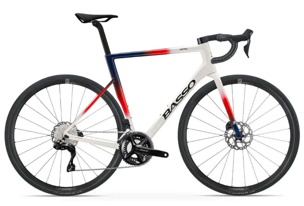Alquiler Bici Carretera Girona - Carretera / Basso Astra (Shimano 105 Di2) -CaranvaSports - temporada 2026
