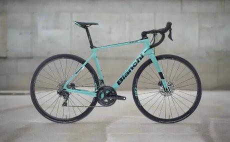 Alquiler Bicis Carretera de Carbono en Barcelona - Carretera / Bianchi Infinito XE -CaranvaSports - temporada 2026