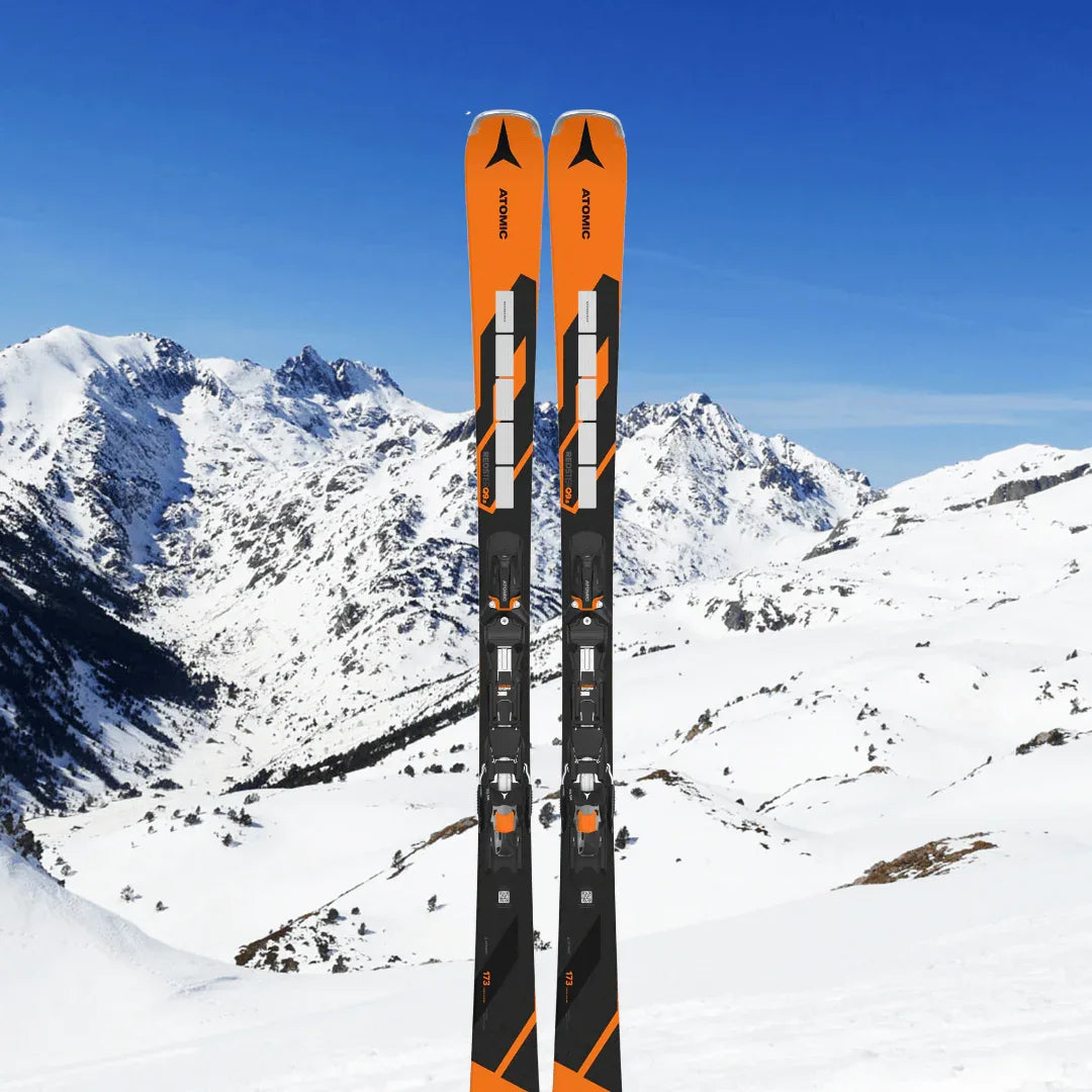 Alquiler Esquís Encamp, Andorra - Esquí / Intermedio / Completo - Caranva